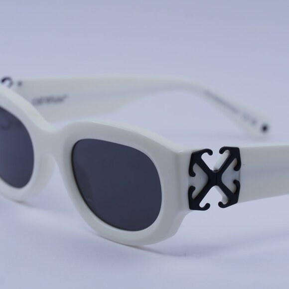 Off-White OERI14E PALMER 0107 Sunglasses White Oval Frame, Grey Lenses main image 6